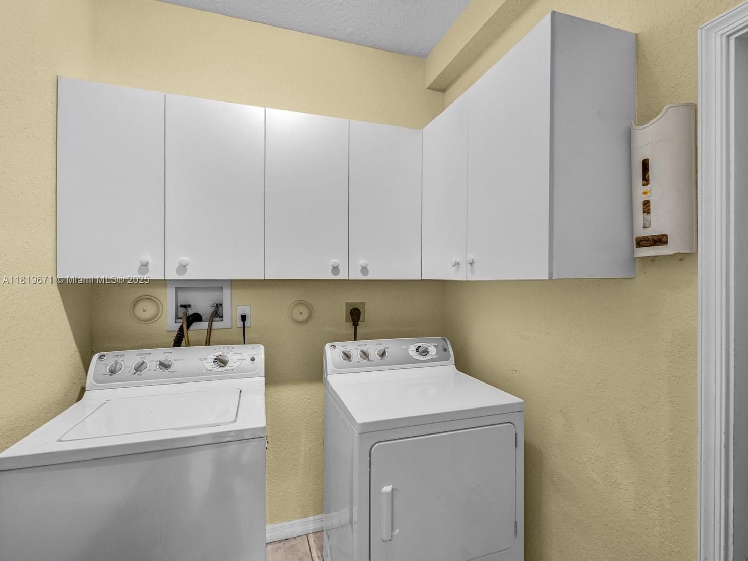 Interior, Washer