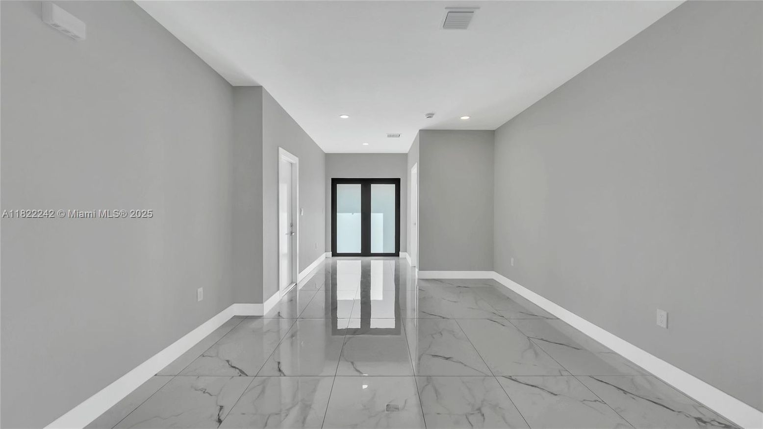 Empty room, Interior, Marble, Recessed Lighting