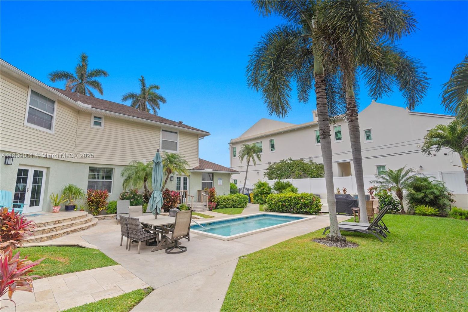 Backyard, Exterior, Pool