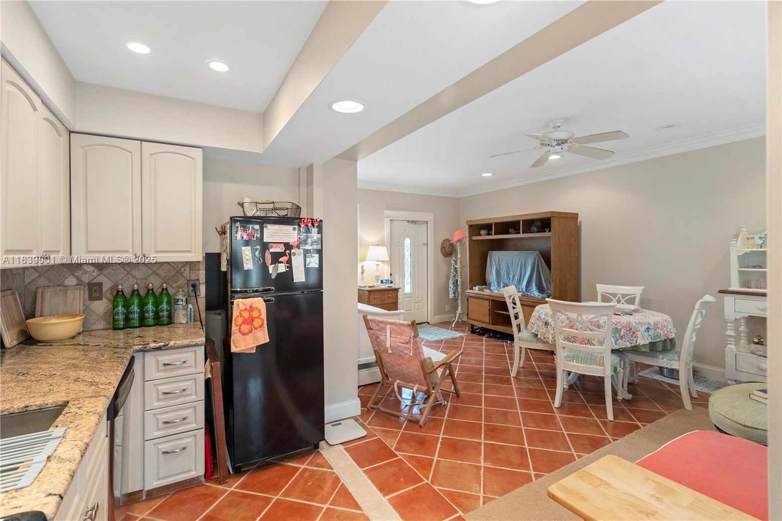 Dining room, Interior, Kitchen, Recessed Lighting