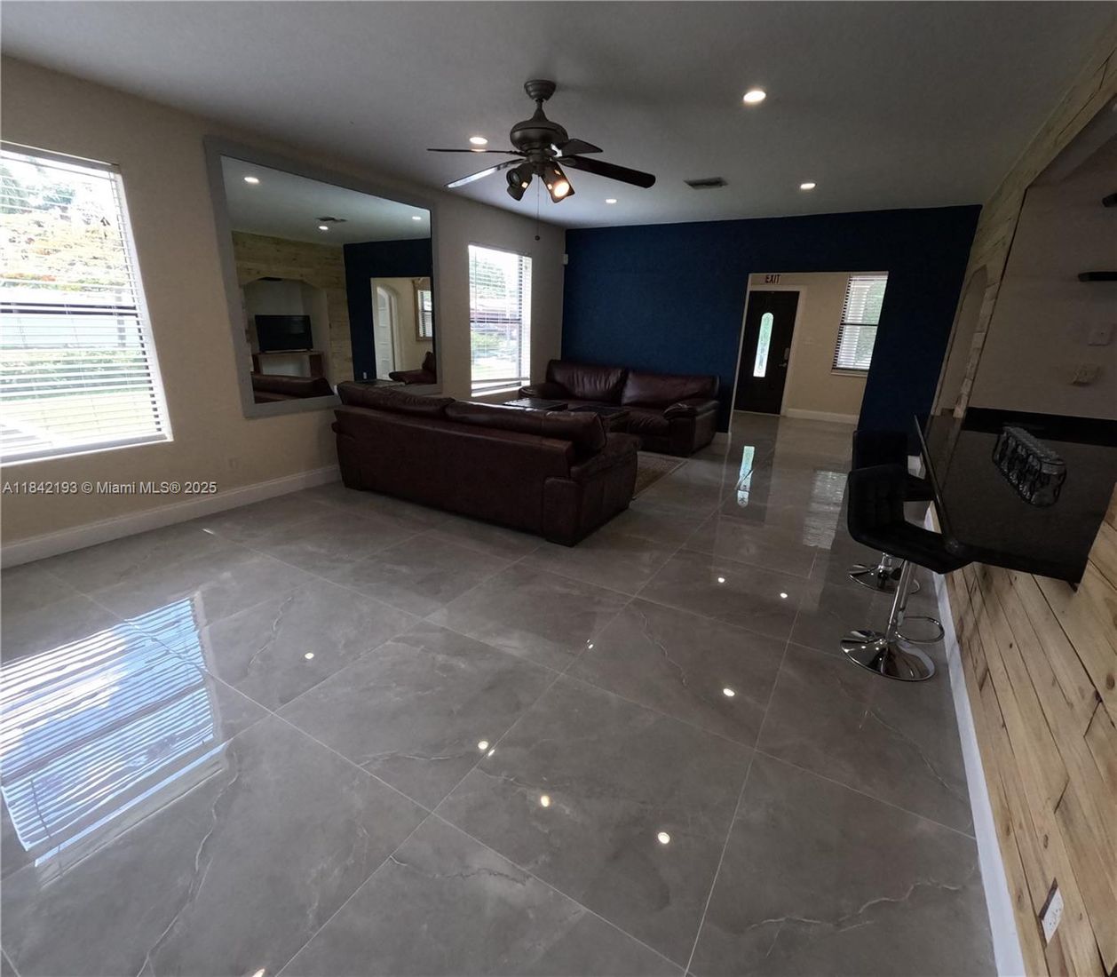 Interior, Living room, Recessed Lighting
