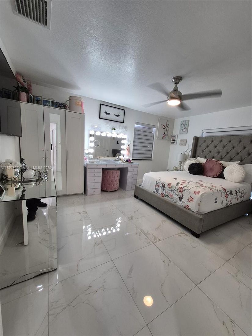Bedroom, Interior, Marble