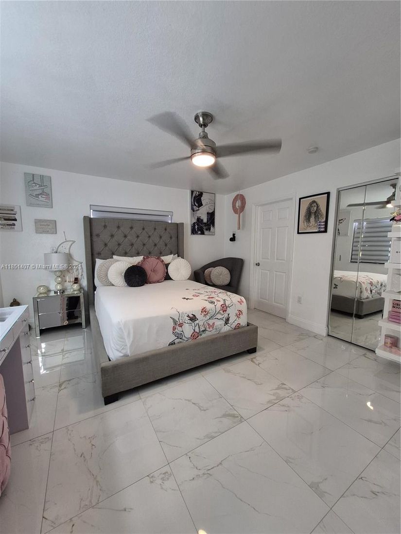 Bedroom, Interior, Marble