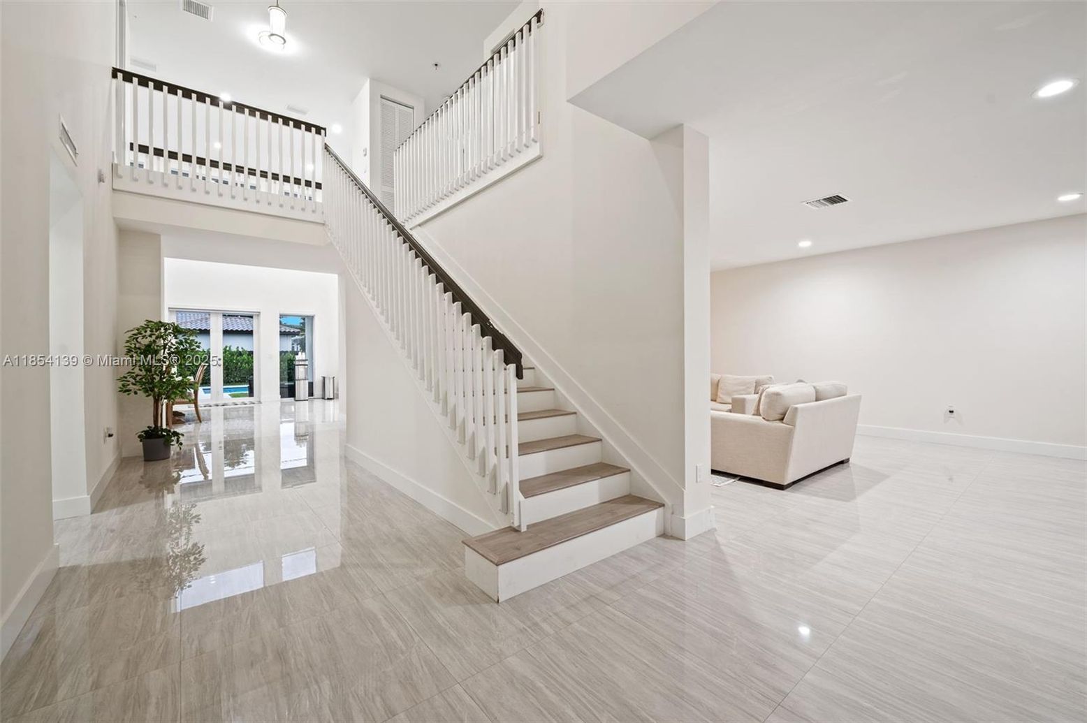 Interior, Recessed Lighting