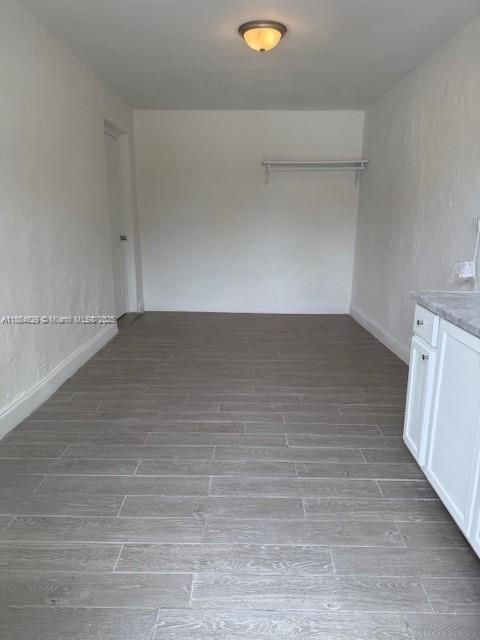 Empty room, Interior, Walk-in Closets, Wood Texture Flooring