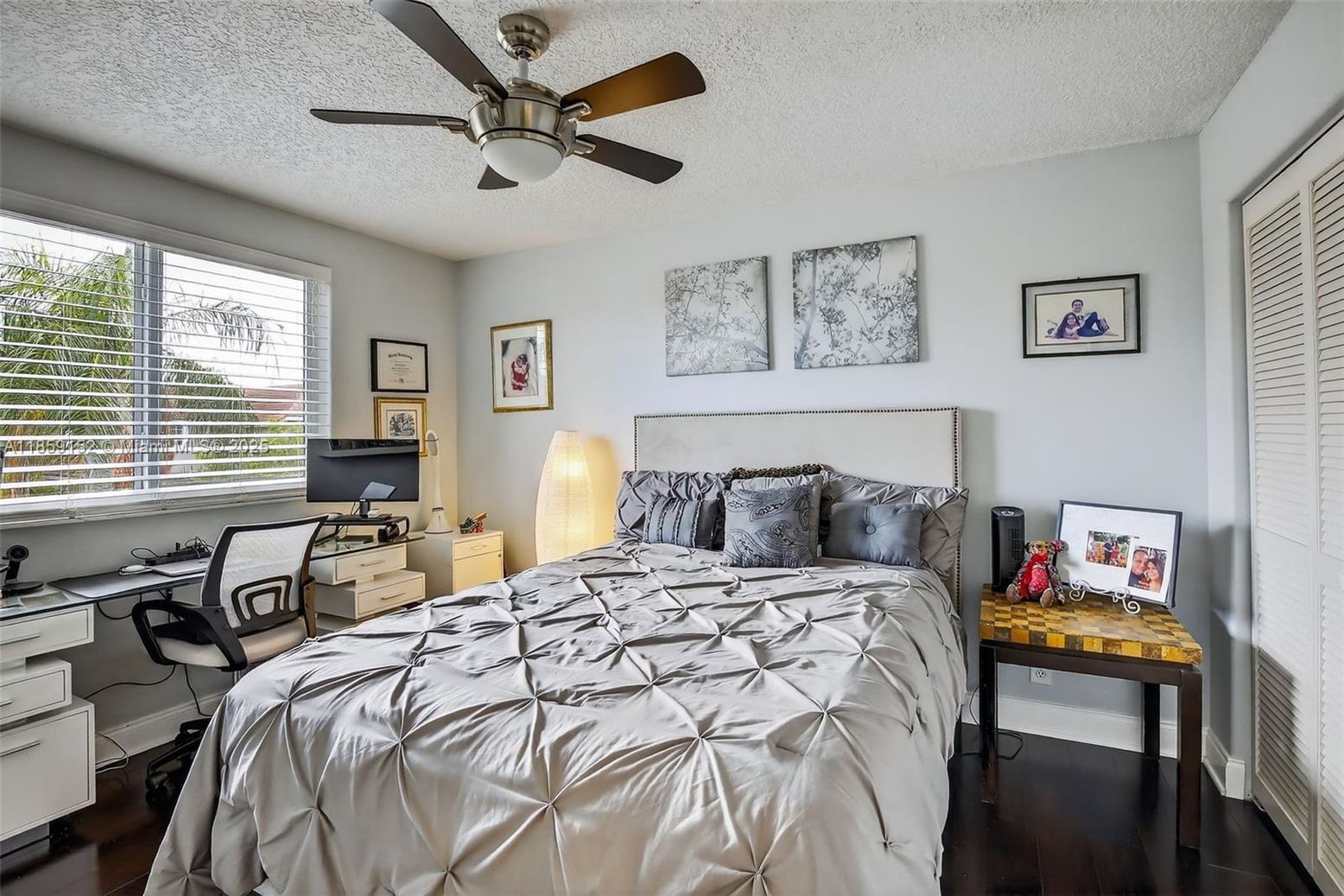 Bedroom, Home Office, Interior, Wood Texture Flooring