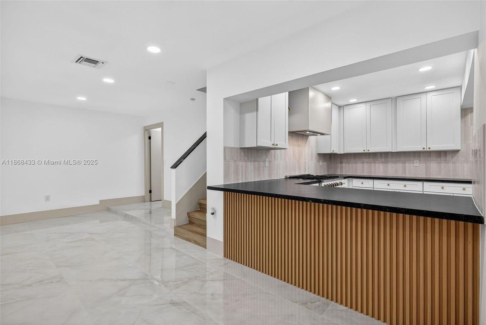 Interior, Kitchen, Marble, Recessed Lighting