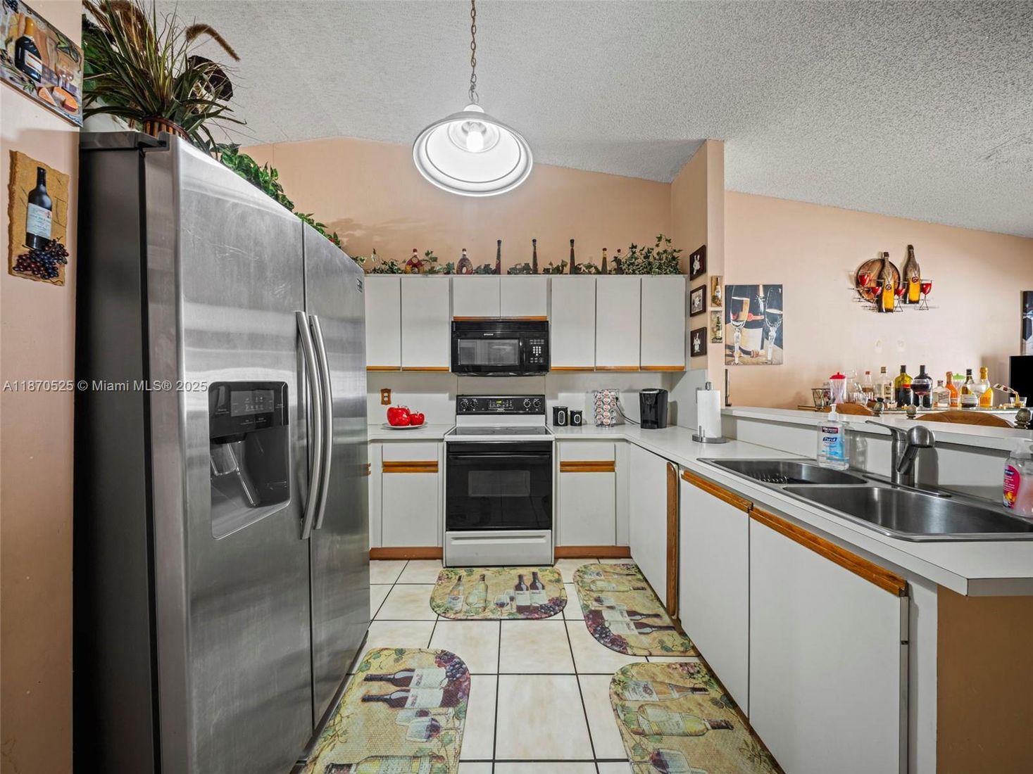 Interior, Kitchen, Pendant Lights