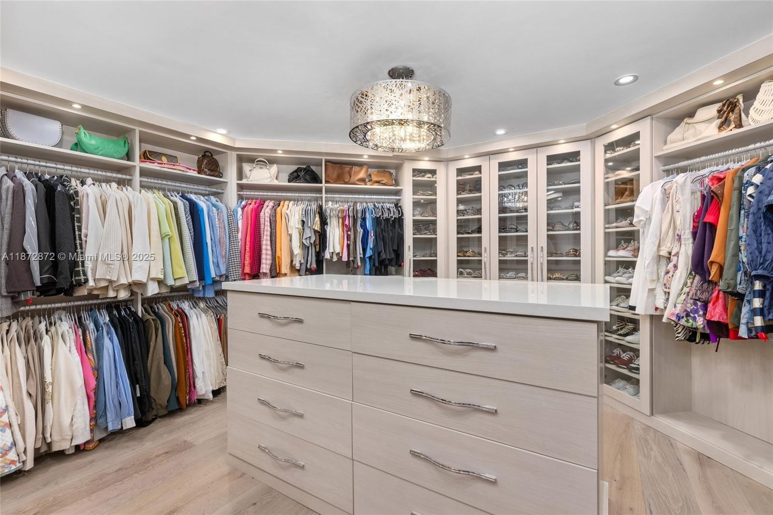 Interior, Recessed Lighting, Walk-in Closets, Wood Texture Flooring