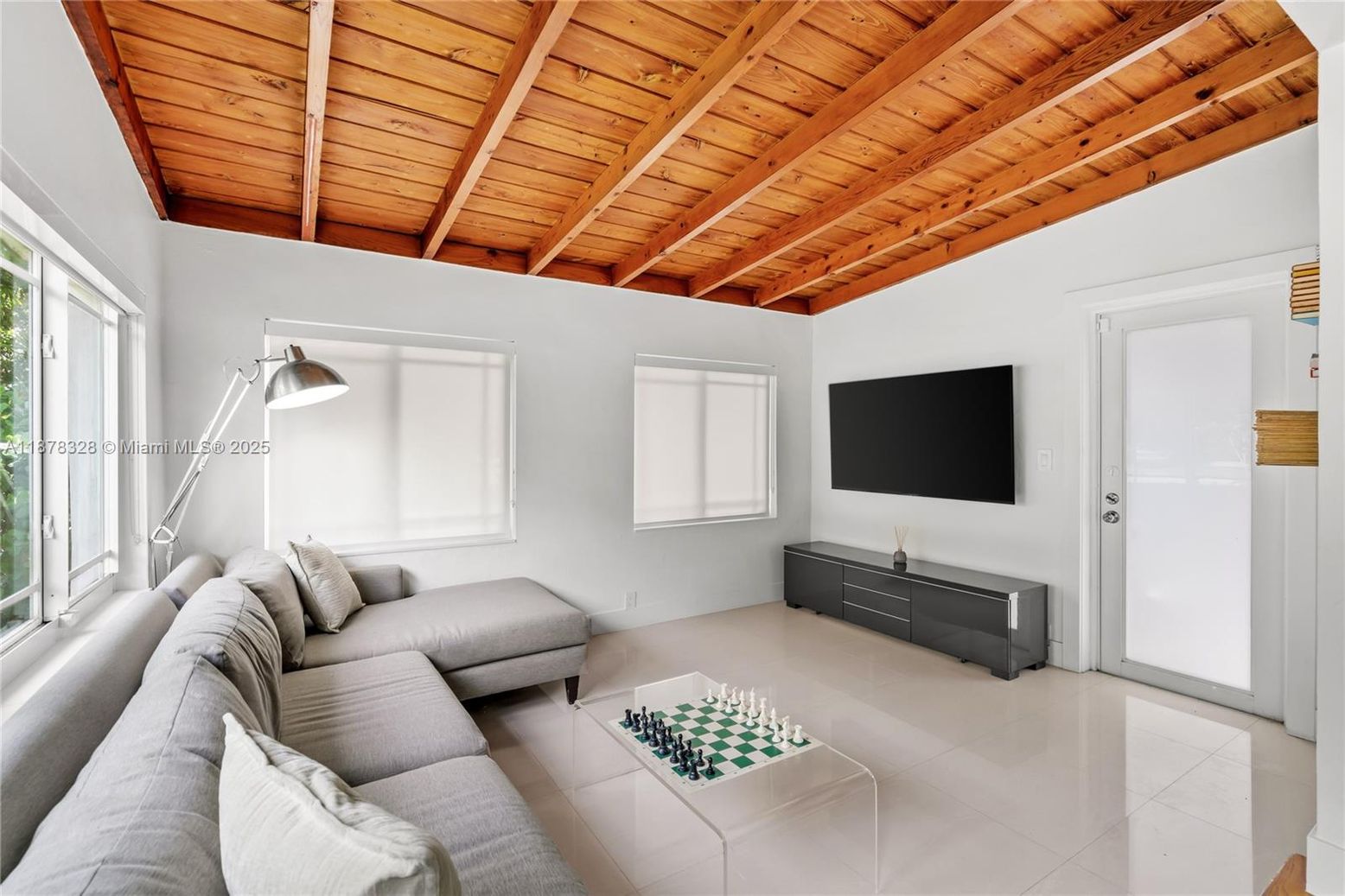 Interior, Living room, Wooden Beams, Wooden Ceilings