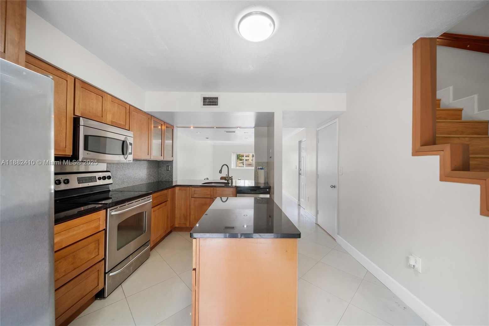 Interior, Kitchen, Stainless Steel Appliances