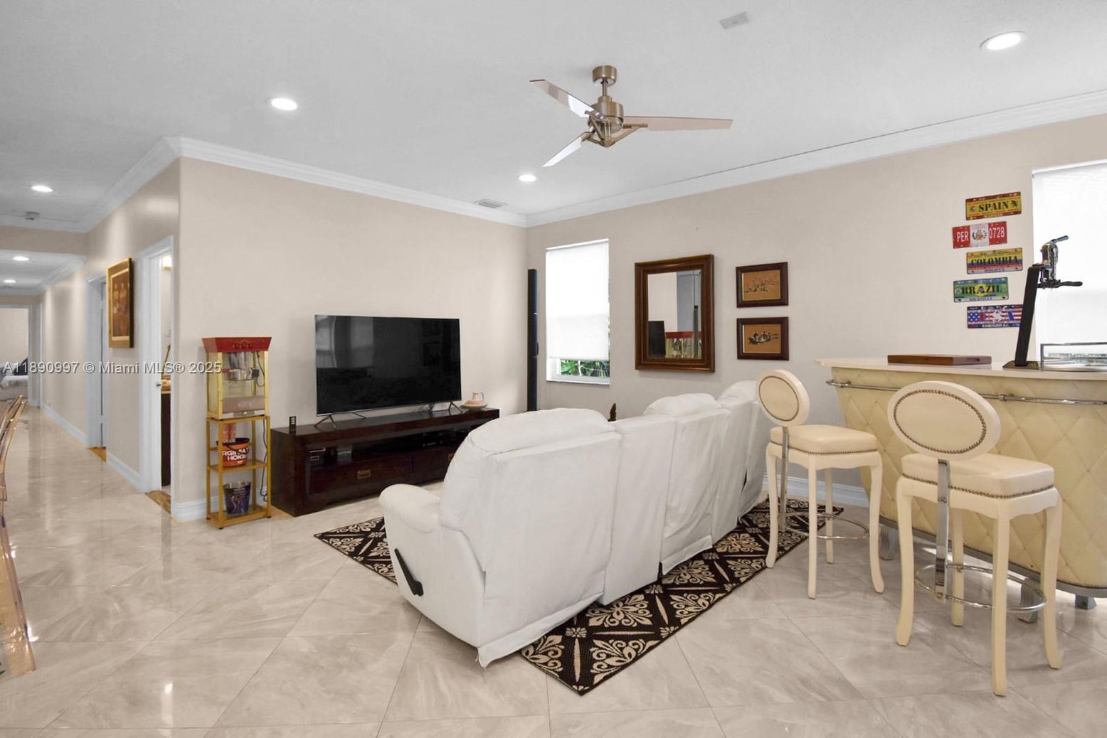 Interior, Living room, Recessed Lighting
