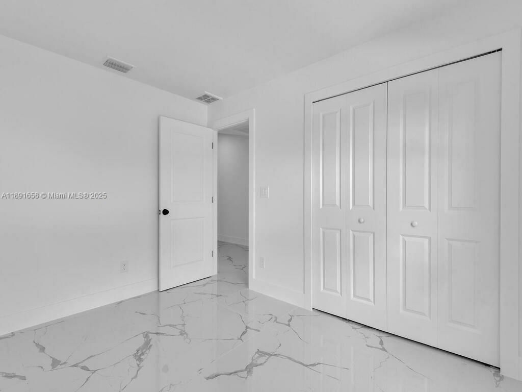 Empty room, Interior, Marble