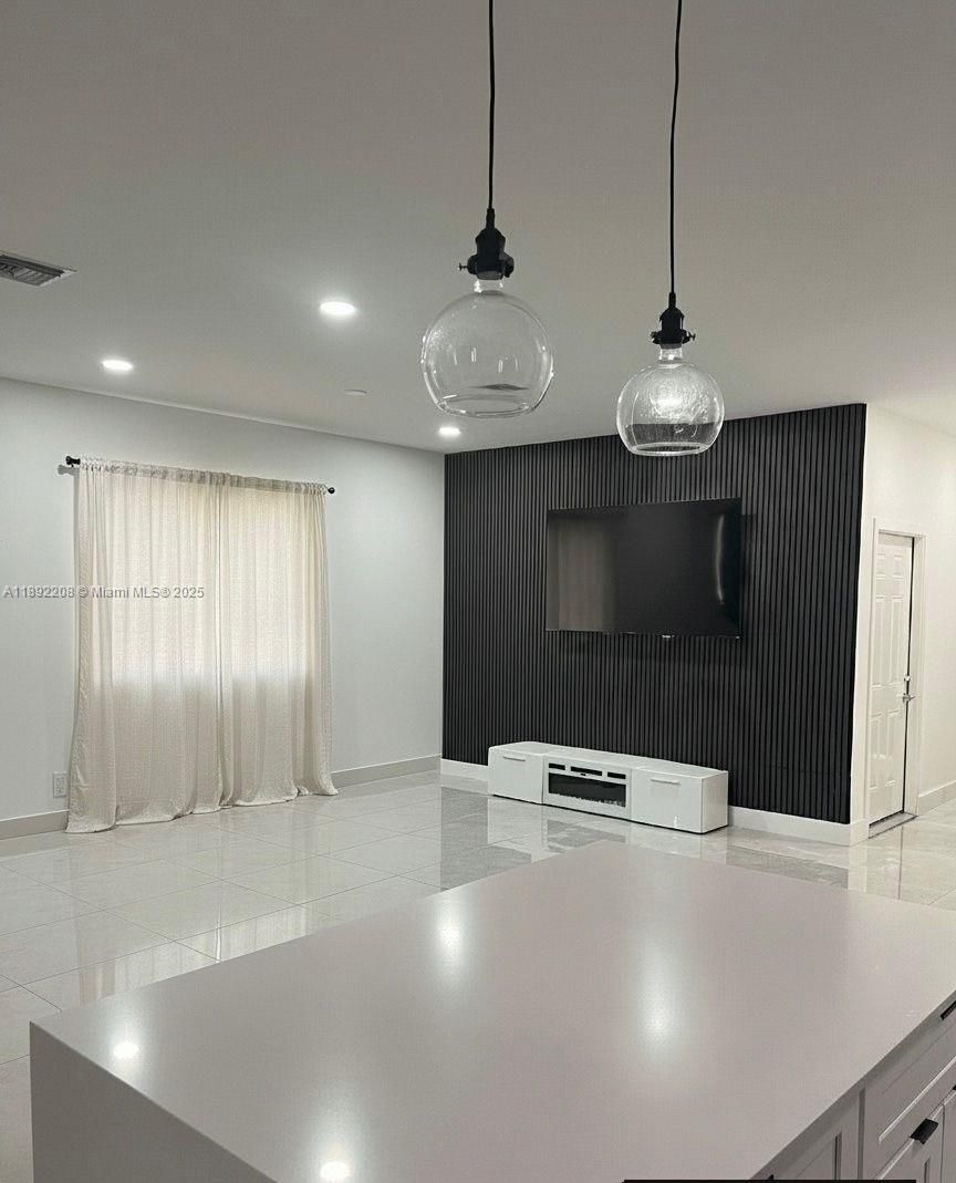 Interior, Pendant Lights, Recessed Lighting