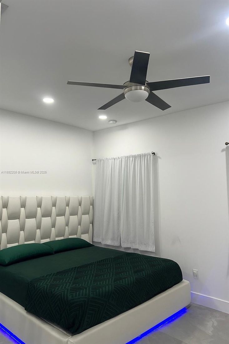 Bedroom, Interior, Recessed Lighting