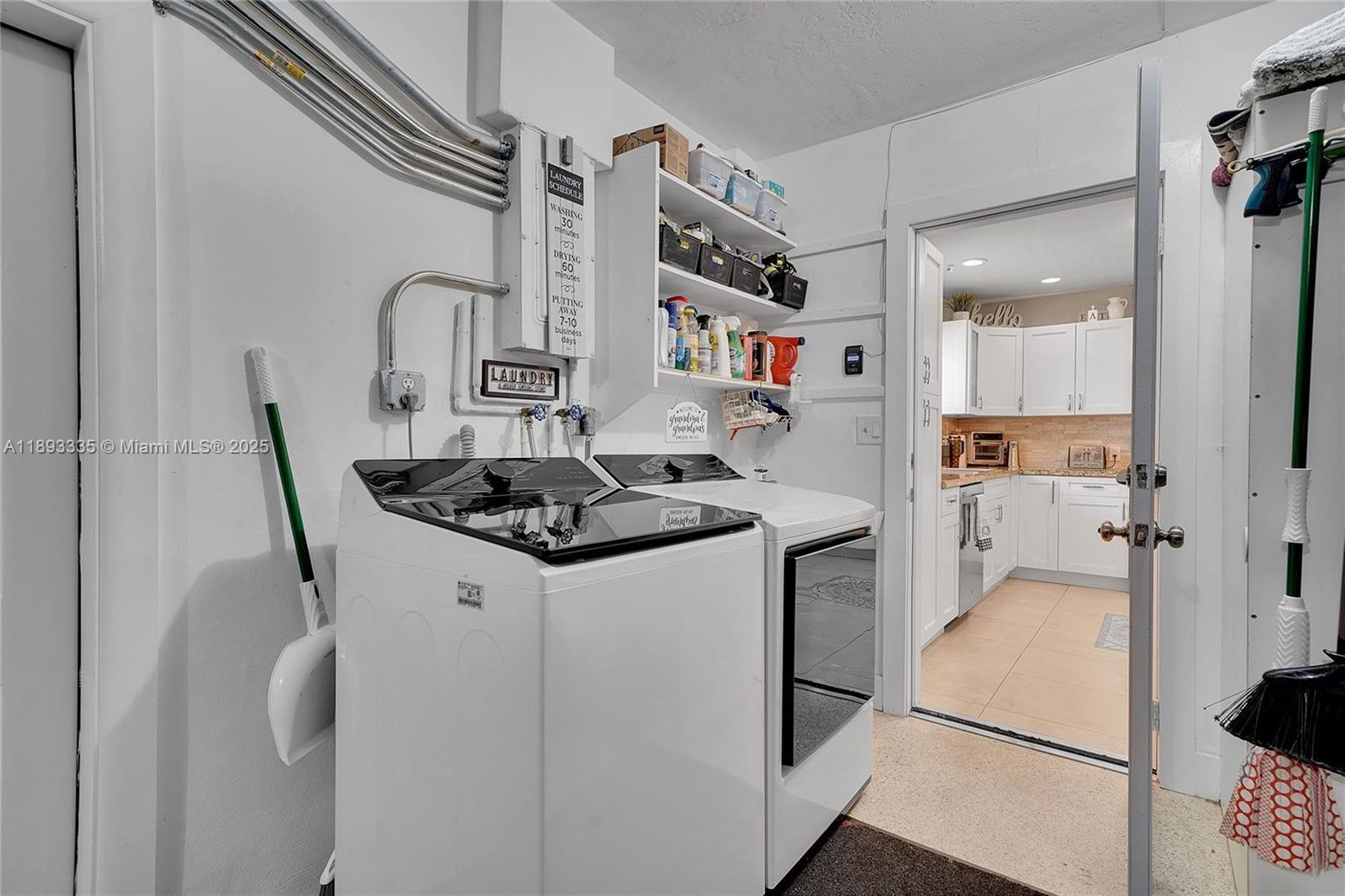 Interior, Kitchen, Recessed Lighting, Washer