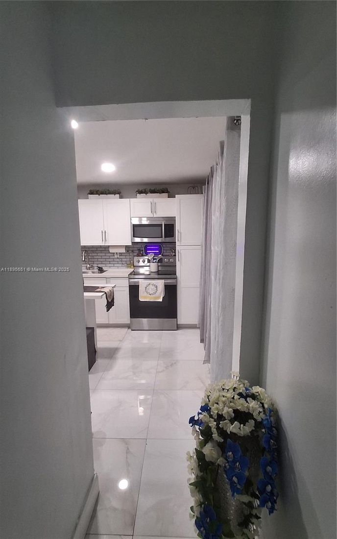 Interior, Kitchen, Marble, Recessed Lighting, Stainless Steel Appliances