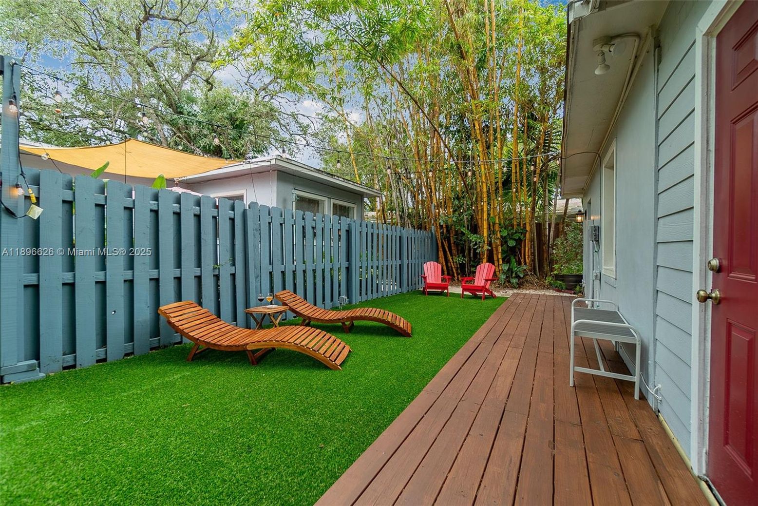 Backyard, Exterior