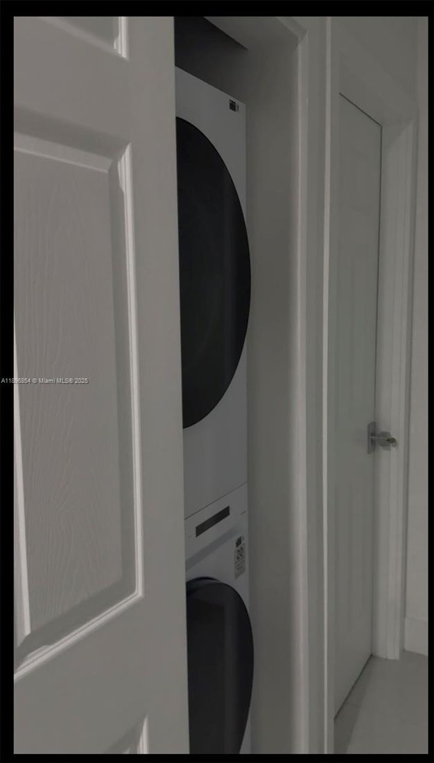 Interior, Utility Closets, Washer