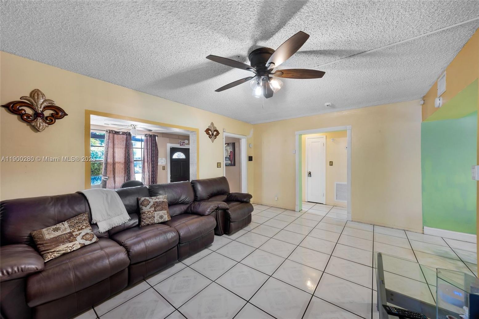Interior, Living room