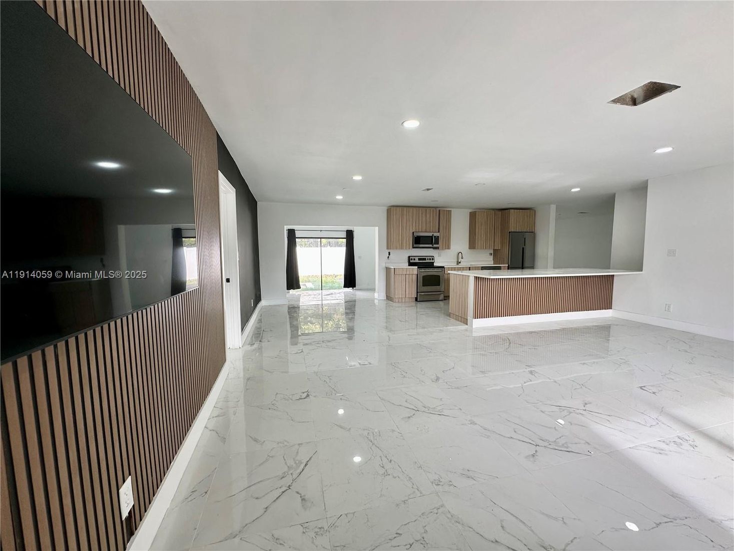 Interior, Kitchen, Marble, Recessed Lighting, Stainless Steel Appliances