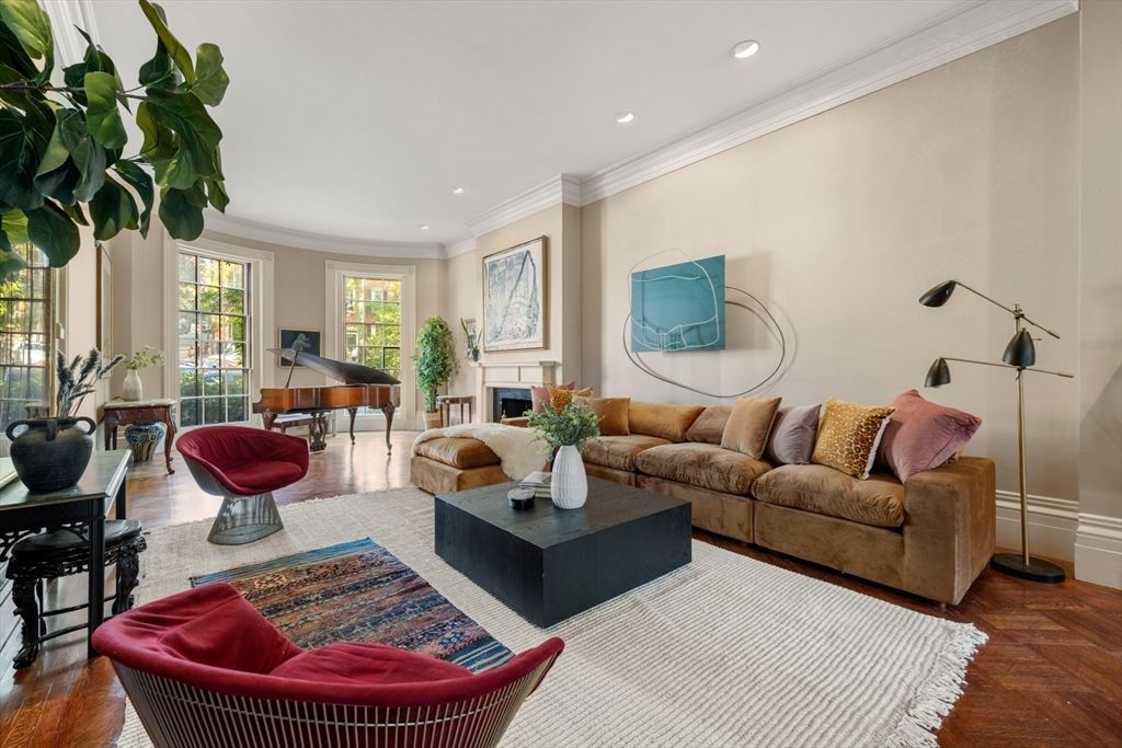 Fireplace, Interior, Living room, Piano, Recessed Lighting, Wood Texture Flooring