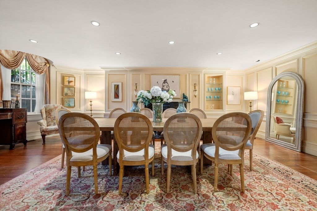 Dining room, Interior, Recessed Lighting, Wood Texture Flooring