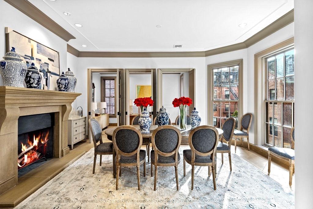Dining room, Fireplace, Interior, Recessed Lighting, Wood Texture Flooring