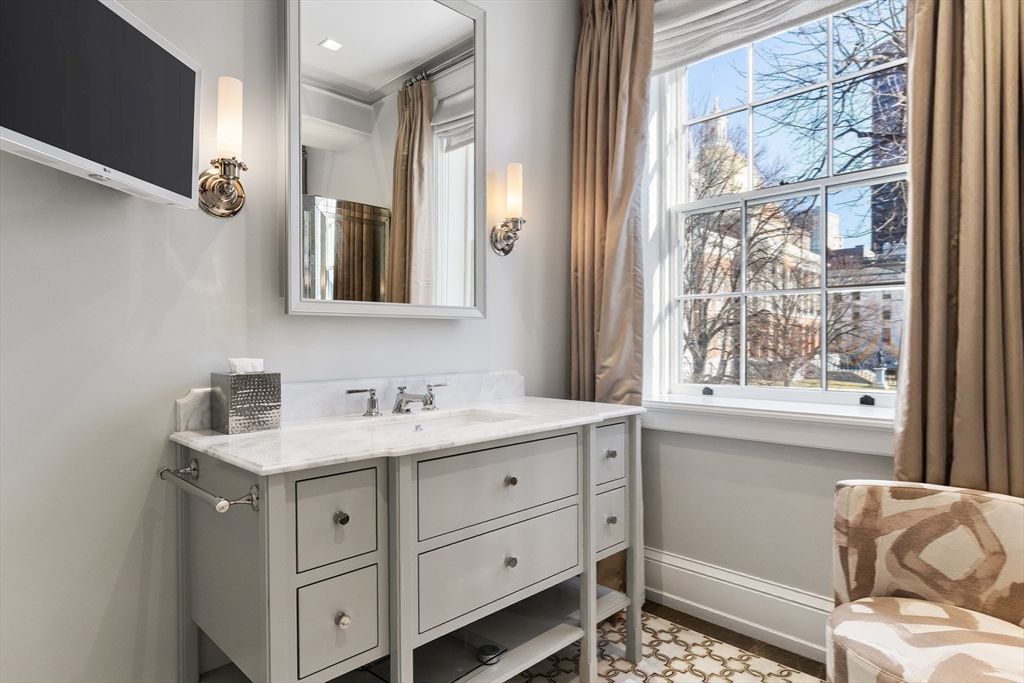 Bathroom, Interior, Recessed Lighting