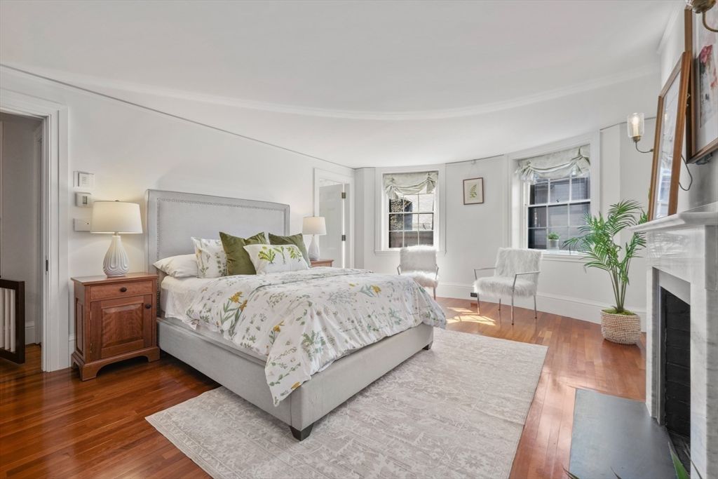 Bedroom, Fireplace, Interior, Wood Texture Flooring