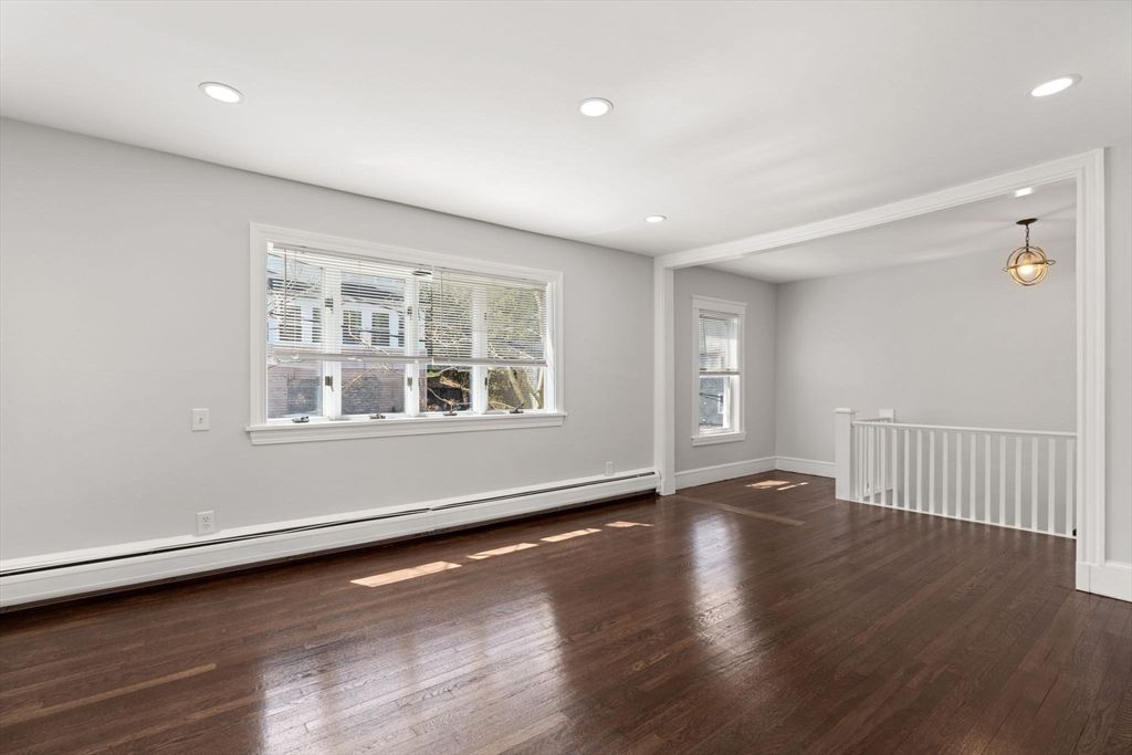 Empty room, Interior, Pendant Lights, Recessed Lighting, Wood Texture Flooring