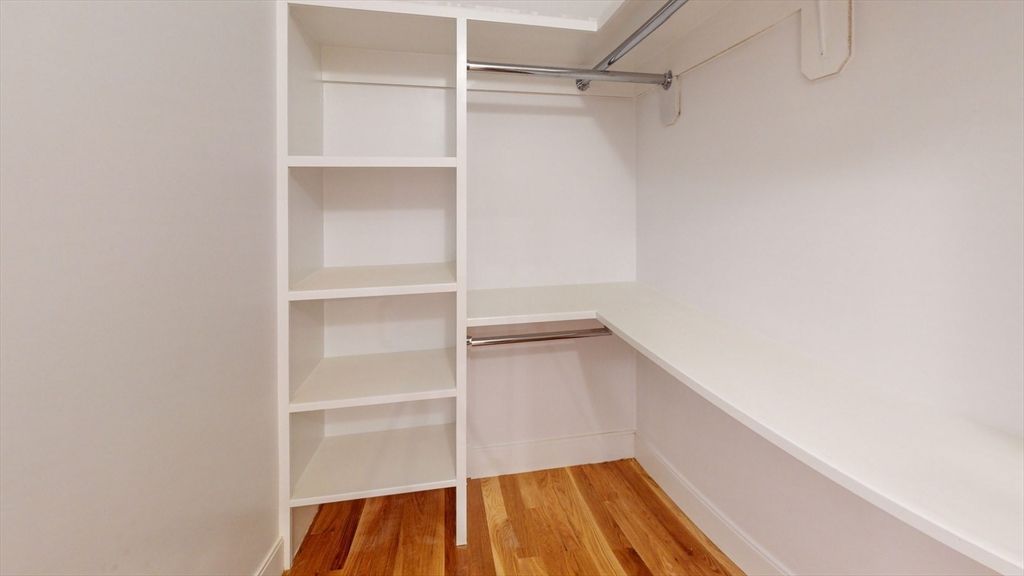 Interior, Walk-in Closets, Wood Texture Flooring
