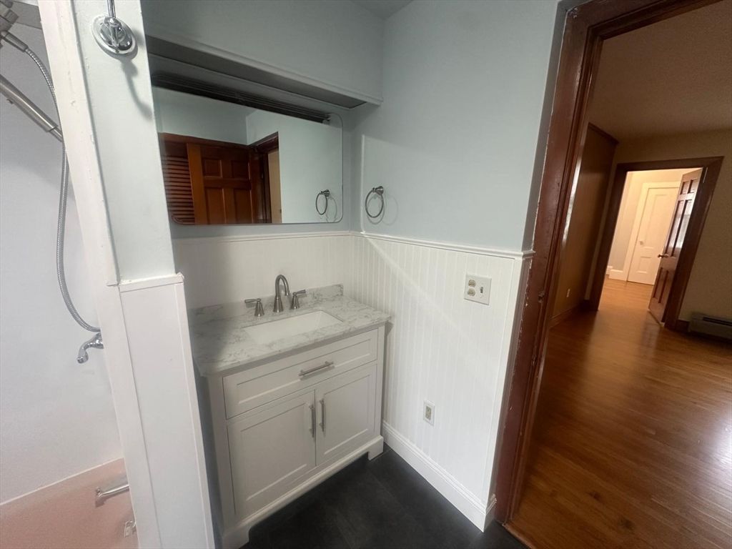 Bathroom, Interior, Wood Texture Flooring