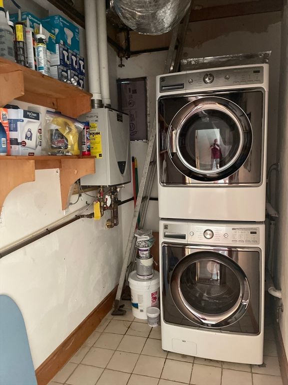 Interior, Utility Closets, Washer