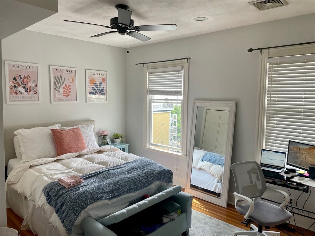 Bedroom, Home Office, Interior, Wood Texture Flooring