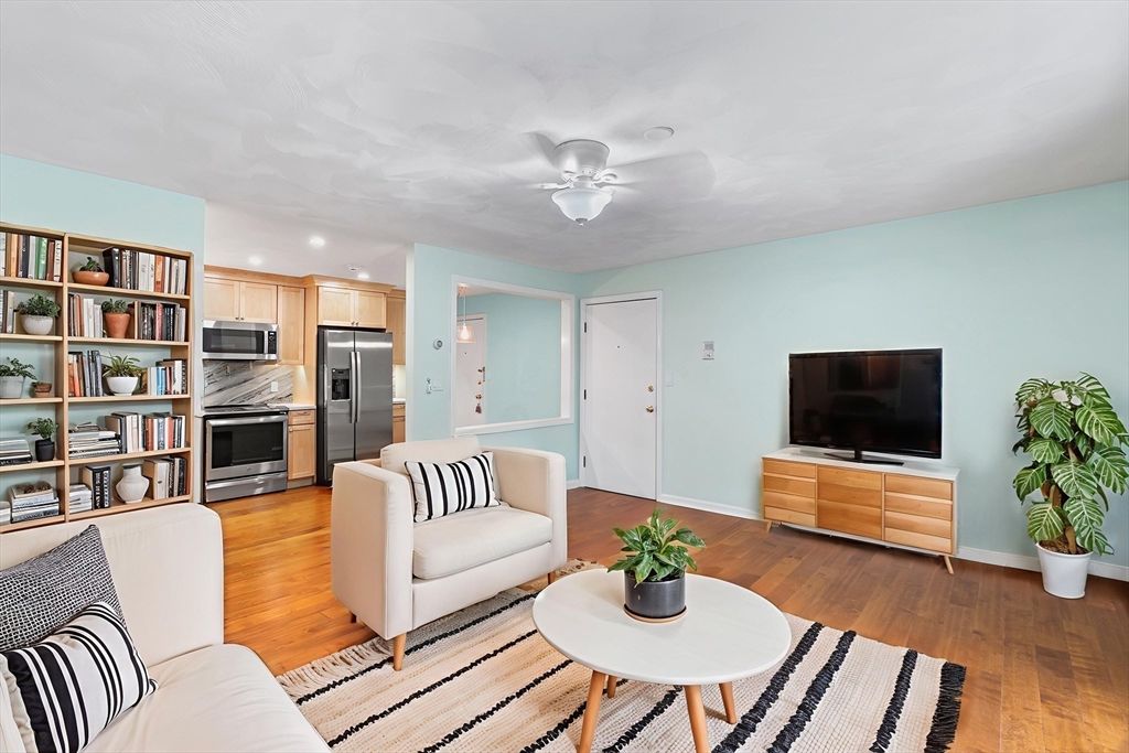 Interior, Kitchen, Living room, Stainless Steel Appliances, Wood Texture Flooring