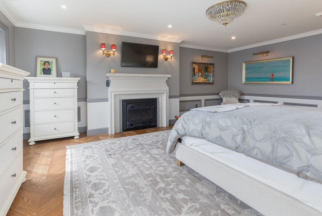 Bedroom, Fireplace, Interior, Recessed Lighting, Wood Texture Flooring