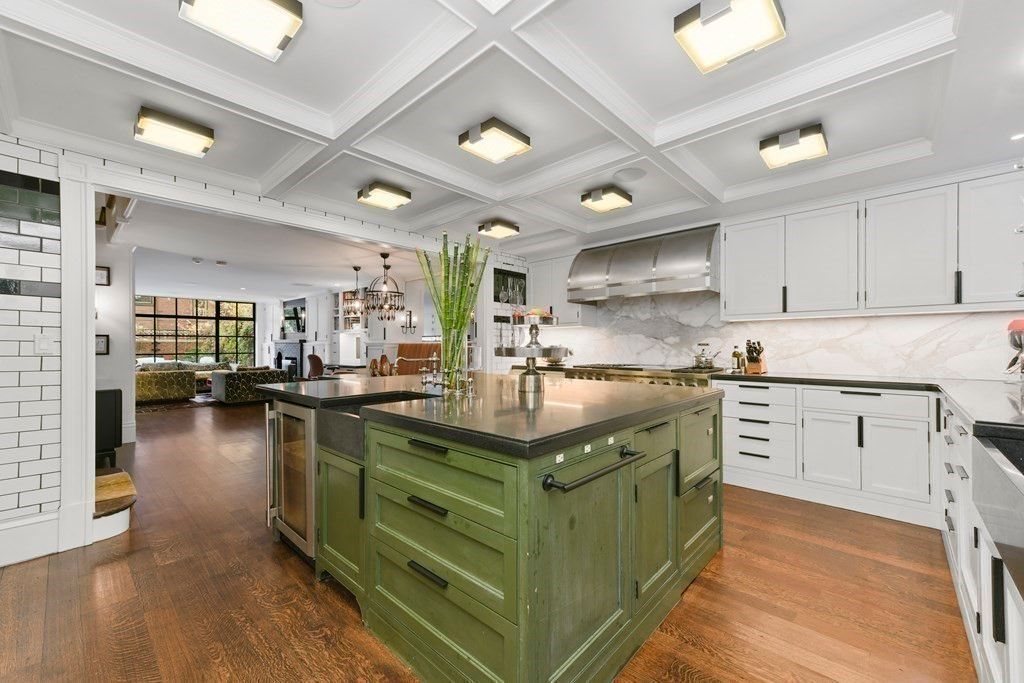 Chandelier, Interior, Kitchen, Marble Walls, Recessed Lighting, Wood Texture Flooring