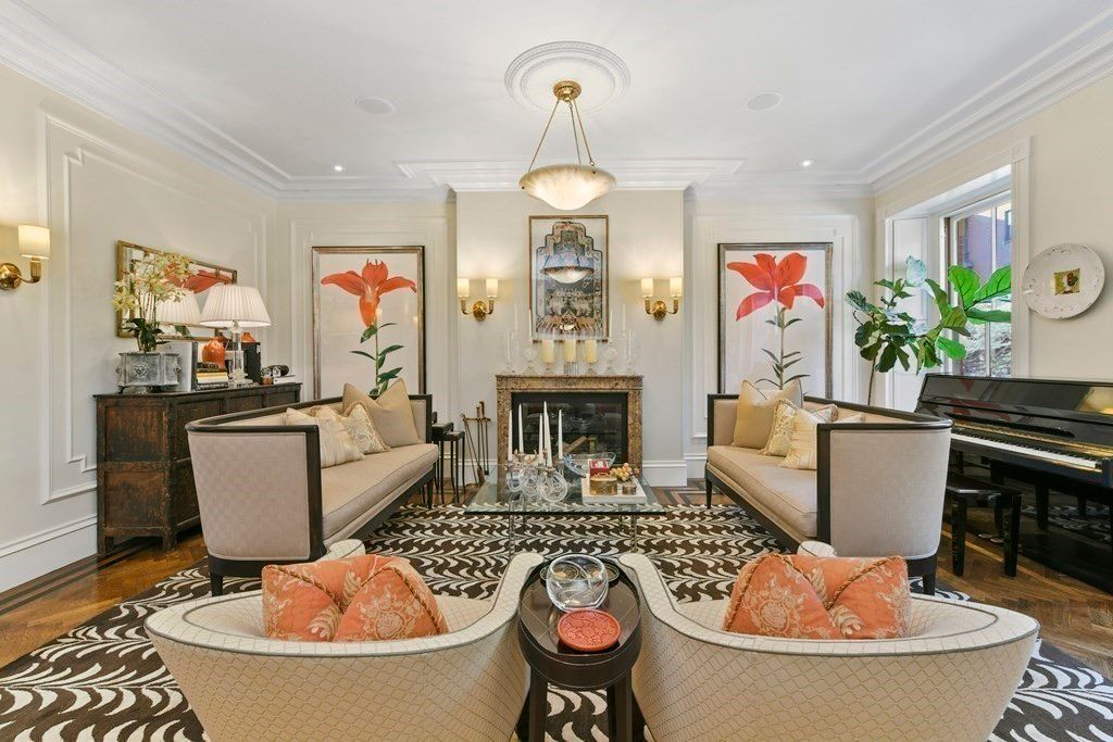 Fireplace, Interior, Living room, Pendant Lights, Piano, Recessed Lighting, Wood Texture Flooring