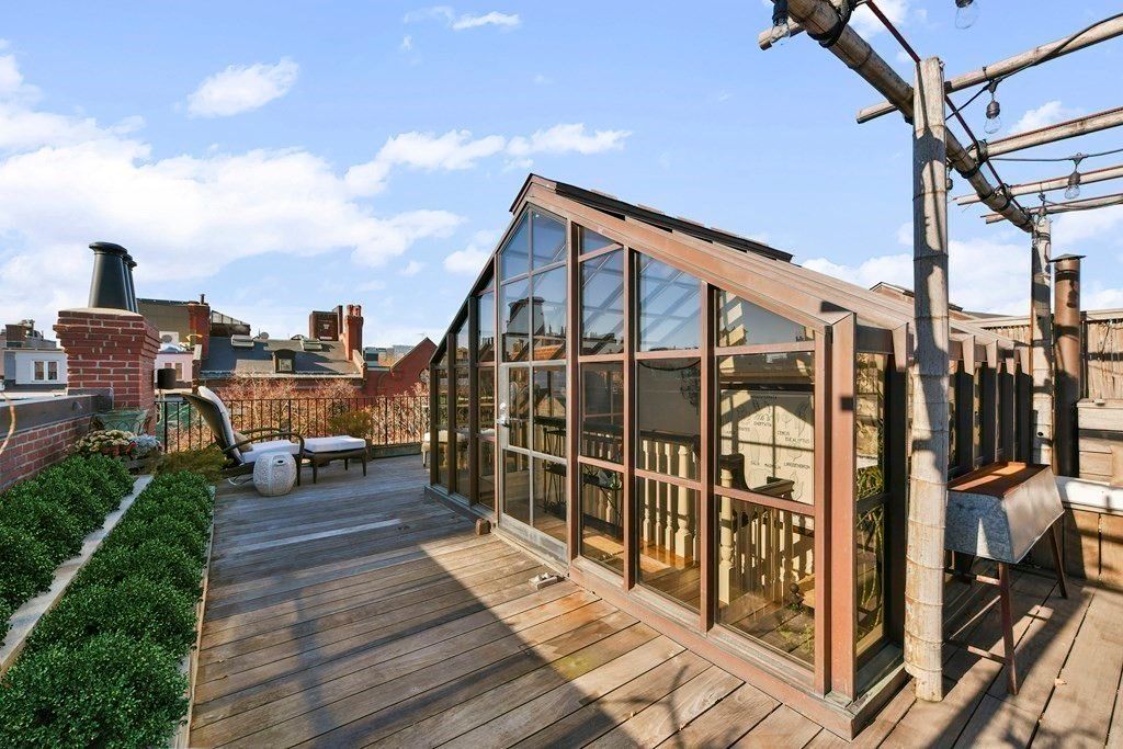 Exterior, Wood Texture Flooring