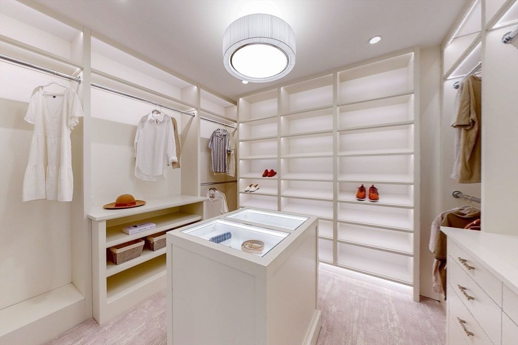 Interior, Recessed Lighting, Walk-in Closets