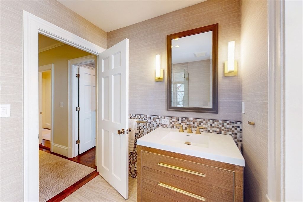 Bathroom, Interior, Recessed Lighting, Wood Texture Flooring