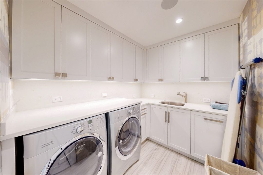 Interior, Recessed Lighting, Washer