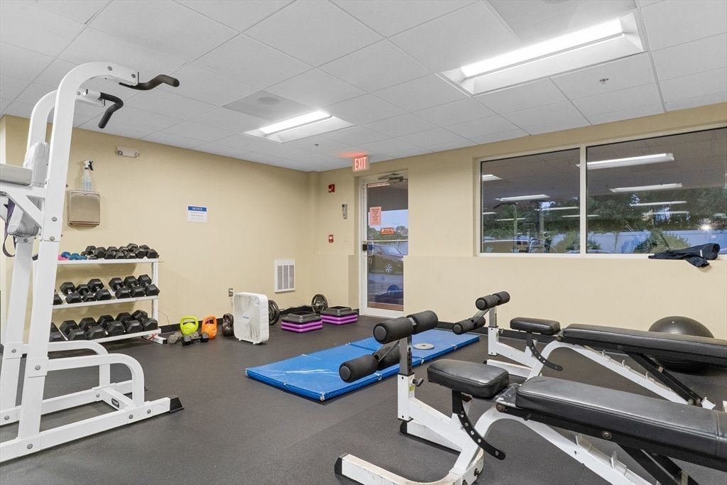 Fitness Equipment, Interior, Recessed Lighting