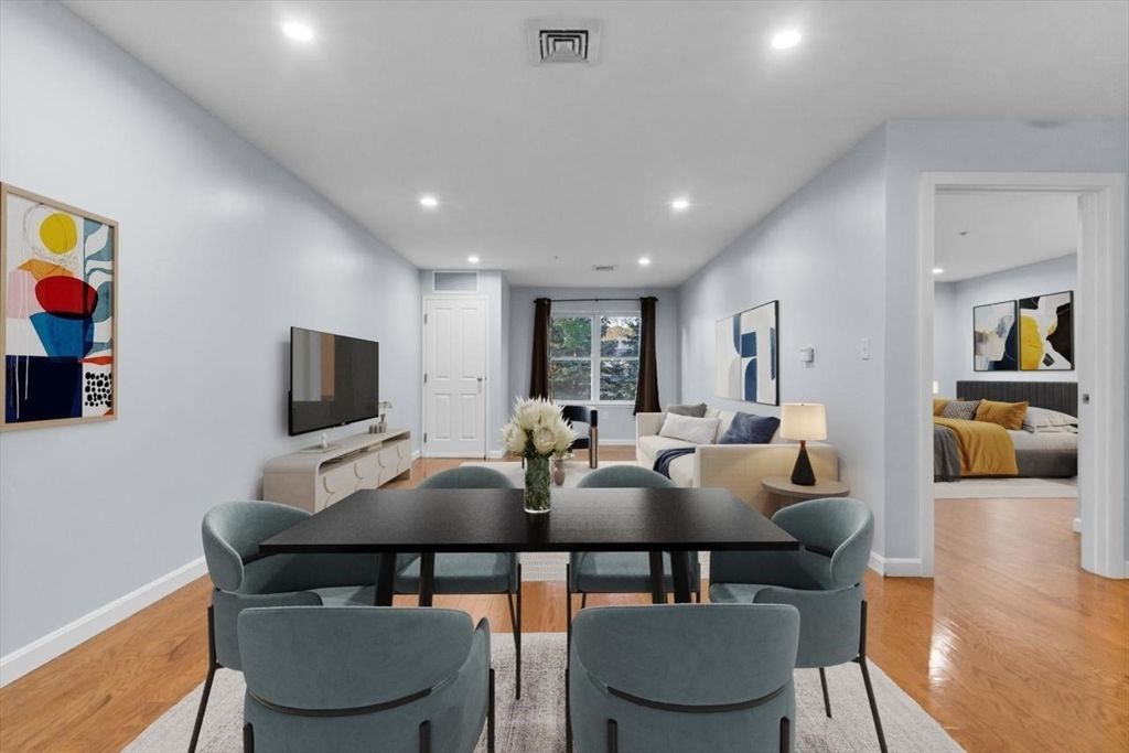 Bedroom, Dining room, Interior, Recessed Lighting, Wood Texture Flooring