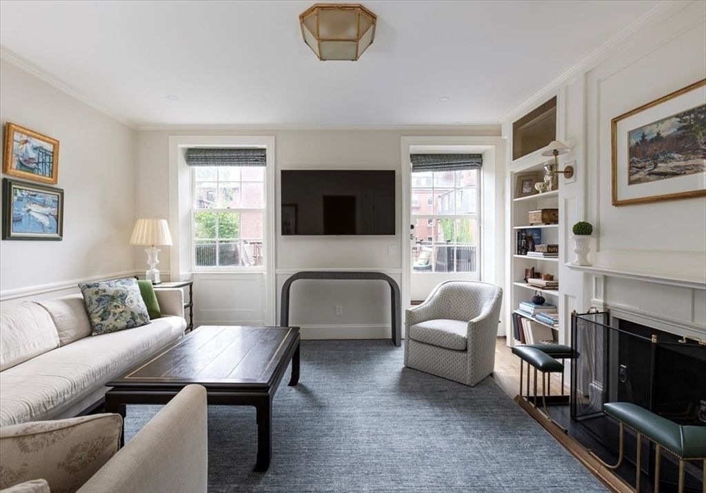 Fireplace, Interior, Living room