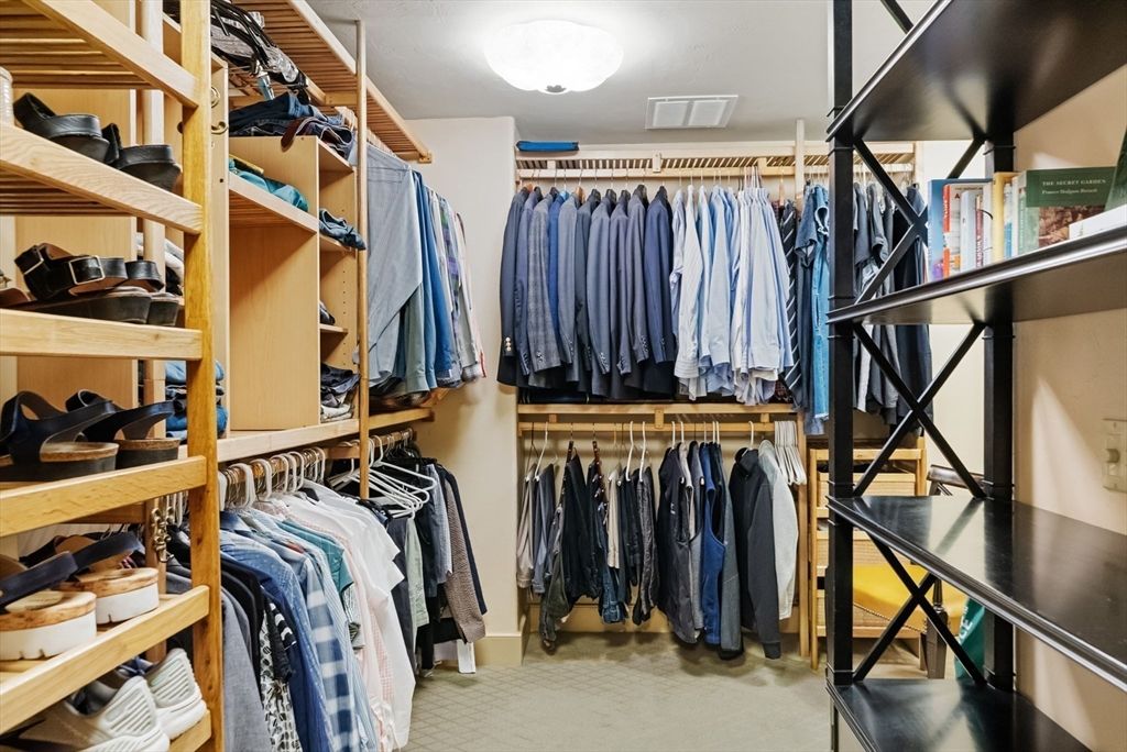 Interior, Walk-in Closets