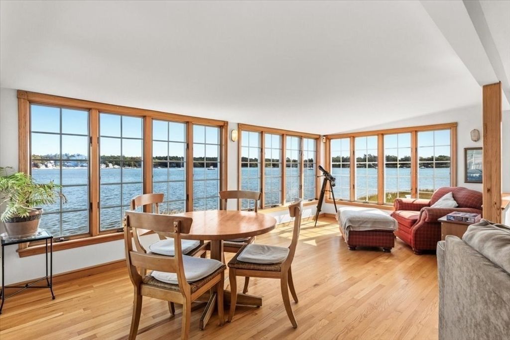 Dining room, Interior, Water, Wood Texture Flooring