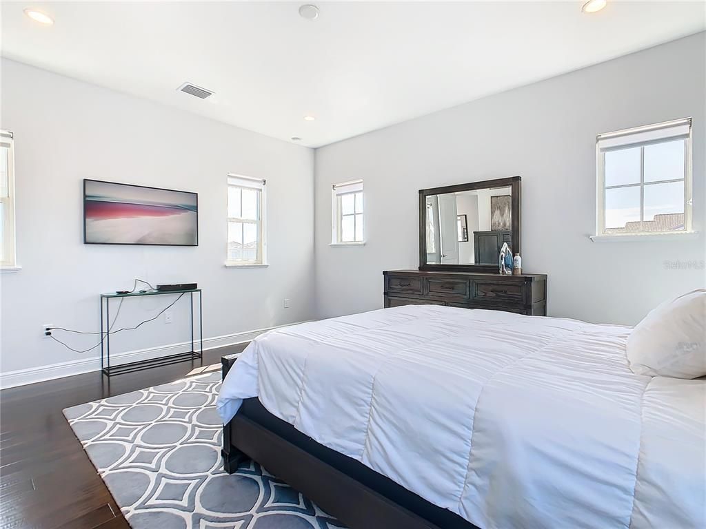 Bedroom, Interior, Recessed Lighting, Wood Texture Flooring