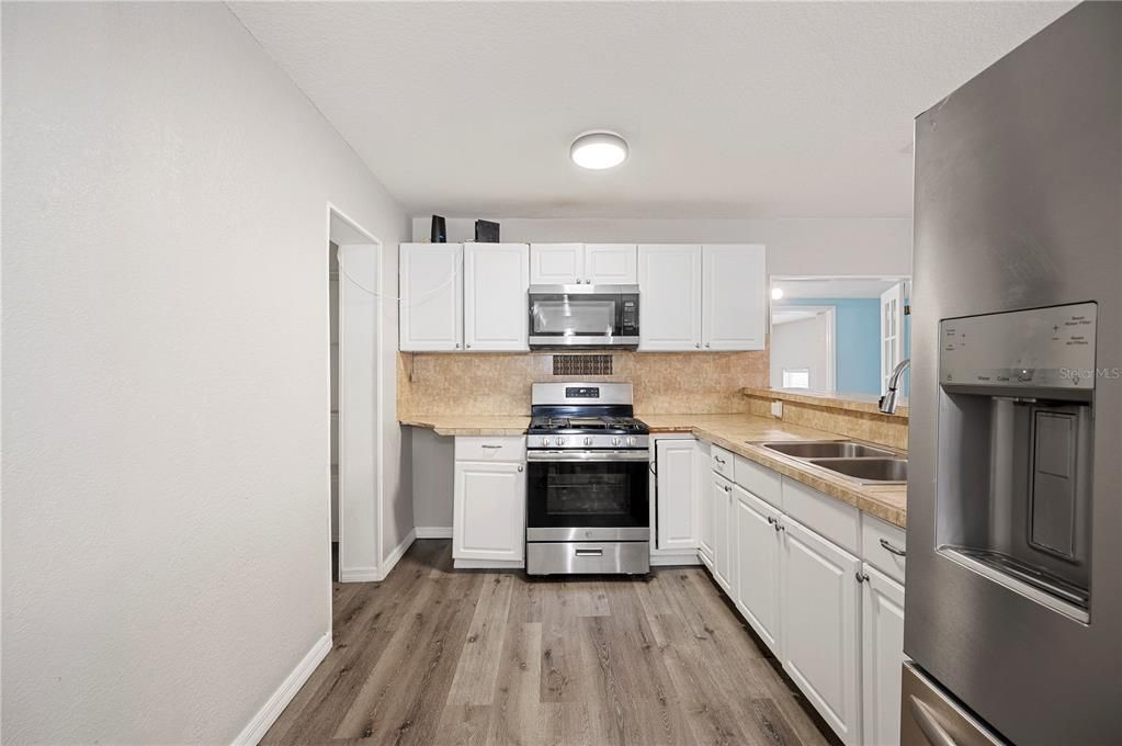 Interior, Kitchen, Stainless Steel Appliances, Wood Texture Flooring